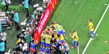 Croatia beat Brazil 4-2 on penalties to enter semi-finals