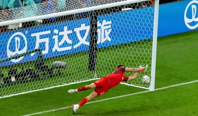 Martinez the hero as Argentina edge Netherlands in a shootout