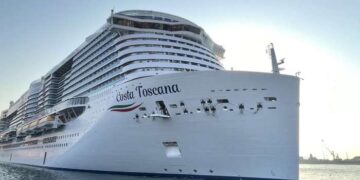 Salalah Port receives Italian cruise ship