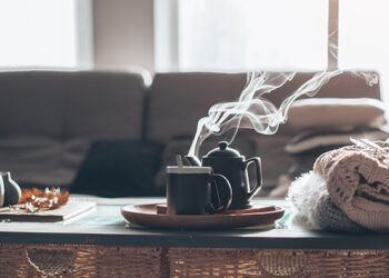 Make your winter weekend festive with these  dinner-party tips