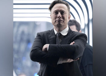 Elon Musk warns Twitter users against doxing of live locations