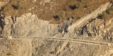 Malaysia landslide: Death toll rises to 21, search operation continues