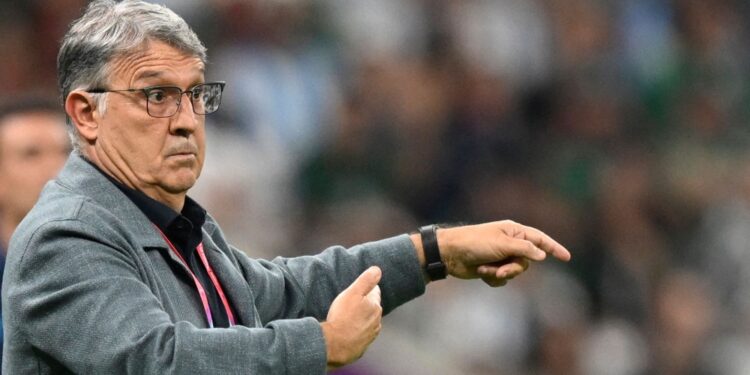 مارتينو يعلن مسؤوليته عن خروج المكسيك من المونديال 1 مارتينو يعلن مسؤوليته عن خروج المكسيك من المونديال