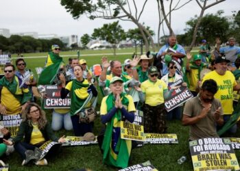 knockout stage: which teams will qualify?