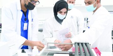 مصابات بالسرطان يروين قصصهن مع المرض والعودة للحياة الطبيعية