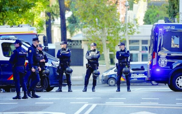 Multiple letter bombs defused in Spain, PM, arms firm among targets