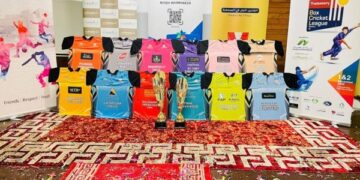 Box cricket tournament begins in Wadi Kabeer