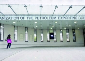 Opec set to stick or cut more supply amid plan to cap Russian oil price