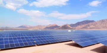 Oman seeks financial advisory consultant for new 500 MW solar PV project