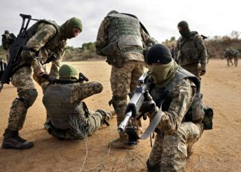 ارتفاع قتلى الجيش الروسي إلى أكثر من 90 ألفا وميليشيا متطوعين أوكرانية تريد “القتال حتى النهاية”