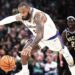 James, Davis propel Lakers past Bucks