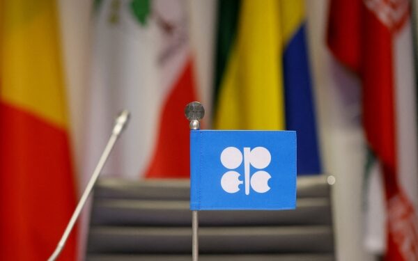 Opec+ likely to maintain oil output levels