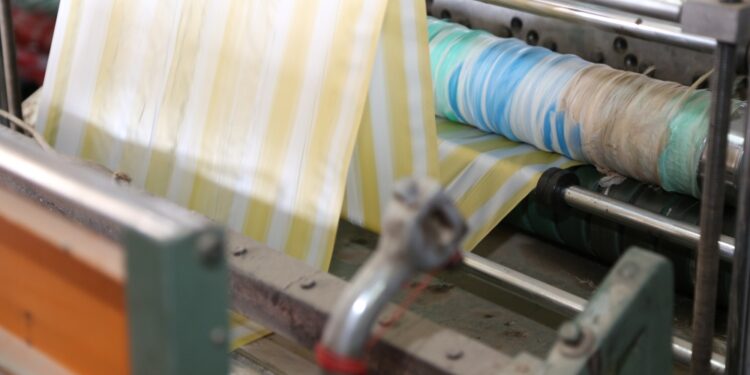 الصناعات التحويلية أكثر الأنشطة ممارسة من قبل المؤسسات الصغيرة والمتوسطة