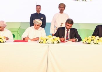 الإعلان عن إقامة مصنع إنتاج الحديد الأخضر بالدقم بـ 3 مليارات دولار