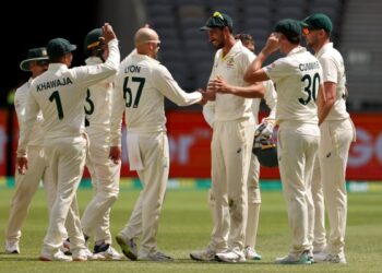 Lyon takes six as Australia outclass Windies