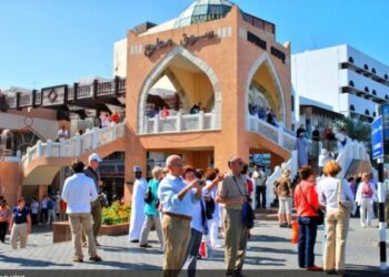 Oman tops in ease of settling in