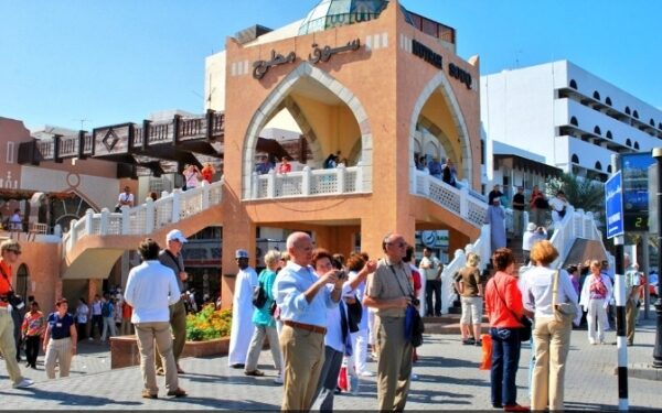 Oman tops in ease of settling in