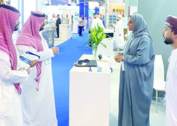 سلطنة عُمان تشارك في معرض الخمسة الكبار بدبي