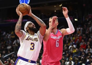 Davis scores 55 to propel Lakers past Wizards, Celtics beat Nets