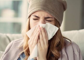 Scientists find why people catch more colds, flu in winter