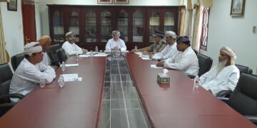 سنن البحر ببوشر تناقش قرار حظر صيد سمك السردين 5 سنن البحر ببوشر تناقش قرار حظر صيد سمك السردين