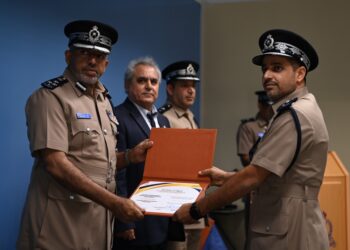 رفع القدرات في التعامل مع المواد الخطرة بـ”الدفاع المدني”