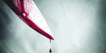 مقتل محامية عمانية نتيجة خلافات أسرية بساحة مواقف المحكمة