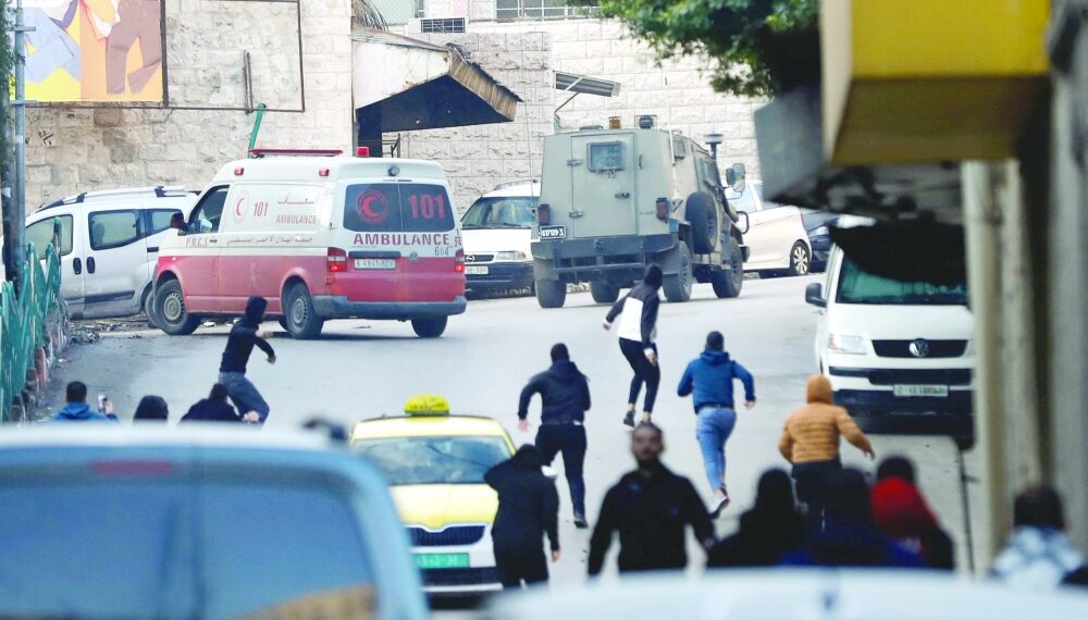 إصابة 3 فلسطينيين خلال اقتحام قوات الاحتلال لنابلس