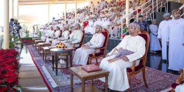 سمو السيد ذي يزن يرعى سباق ومهرجان الفروسية العُماني