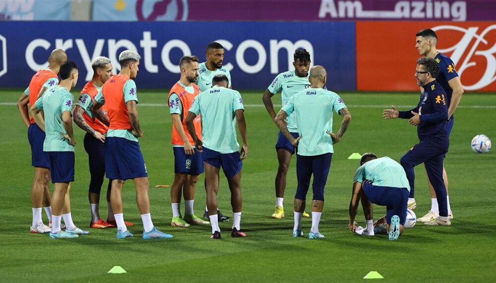 منتخب البرازيل يتطلع لتألق جديد أمام كرواتيا في دور الثمانية