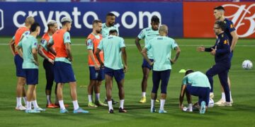 منتخب البرازيل يتطلع لتألق جديد أمام كرواتيا في دور الثمانية