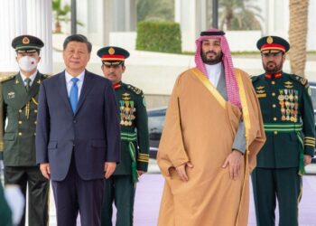 China's Xi meets Saudi crown prince on high-stakes visit