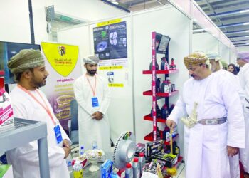 25 مؤسسة عمانية تتطلع على أحدث التقنيات الصناعية في الصين