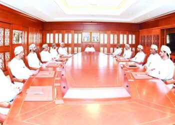 وزير الداخلية يستعرض مع المحافظين مسيرة تطوير العمل وتفعيل اللامركزية