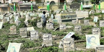 Yemen rivals ramp up economic war as truce efforts limp