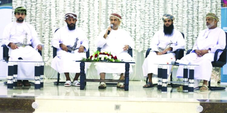ندوة بوادي المعاول تناقش “مستقبل الثقافة العمانية”