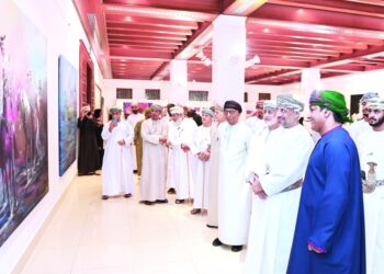 بـ 46 عملا فنيا.. بيت الزبير يحتضن معرض “فارس التشكيل”