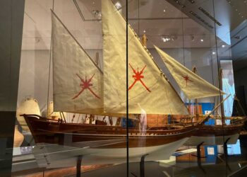 الرئيس الصيني يستشهد برحلات البحار العُماني أبي عبيدة على عمق العلاقات العربية الصينية