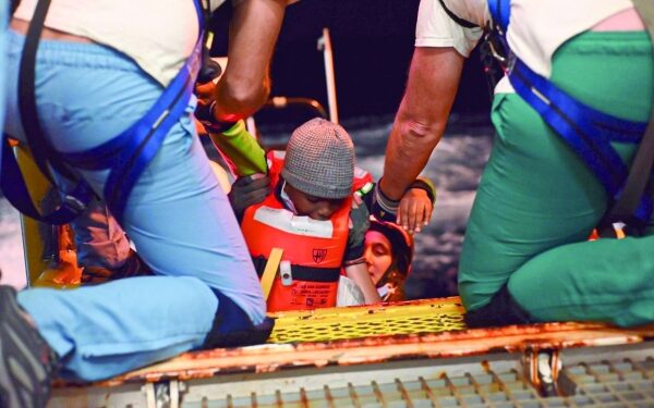 Migrant gives birth on rescue ship