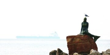 Turkey tanker logjam snarls Russia oil sanctions