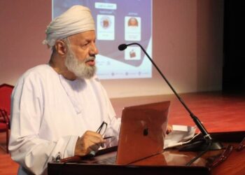 تدشين أنشطة وفعاليات لجنة كتّاب وأدباء محافظة الداخلية