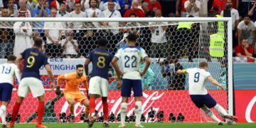 فرنسا تتخطى انجلترا وتلاقي المغرب في المربع الذهبي