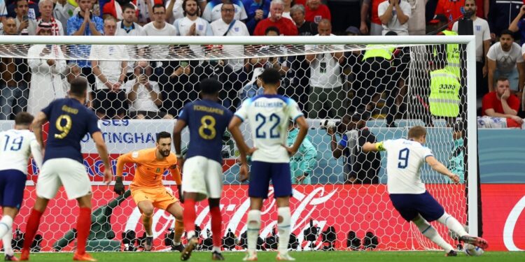 فرنسا تتخطى انجلترا وتلاقي المغرب في المربع الذهبي