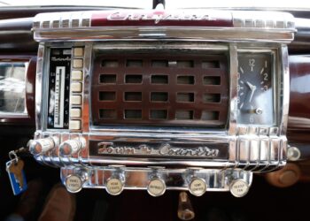 In a future filled with EVs, AM radio may be left behind