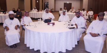 وفدٌ سعوديٌّ يطّلع على تجربة سلطنة عُمان في مجال الطرق