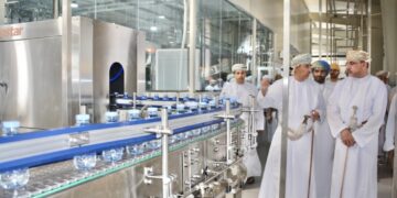 افتتاح مصنع “ينابيع الجبل” بقيمة مليوني ريال في بهلا