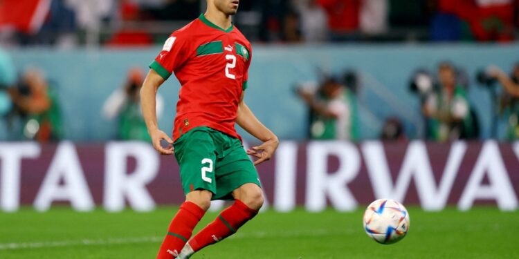 صديقا الأمس حكيمي ومبابي عدوان في نصف النهائي 1 صديقا الأمس حكيمي ومبابي عدوان في نصف النهائي