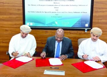 “النقل والاتصالات” توقع على مذكرة تفاهم مع “سيليستا كابيتل”