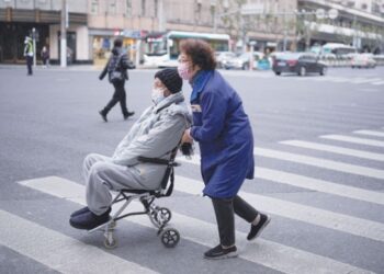 China wrestles with Covid surge