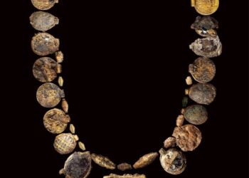 A 1,300-year-old gold necklace unearthed in England